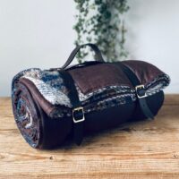 Recycled woollen picnic