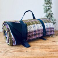 sustainable picnic blanket . 3