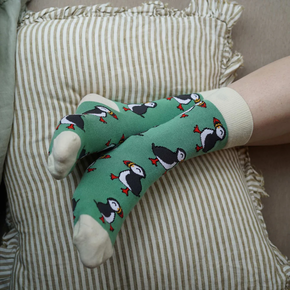 green_puffin_socks-bamboo