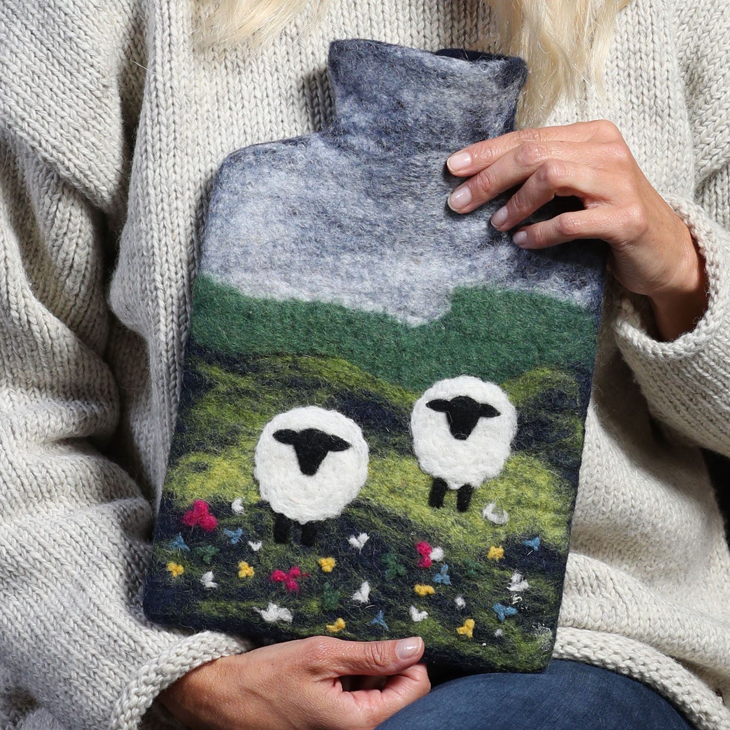 Sheep Hot Water bottle Black Yak