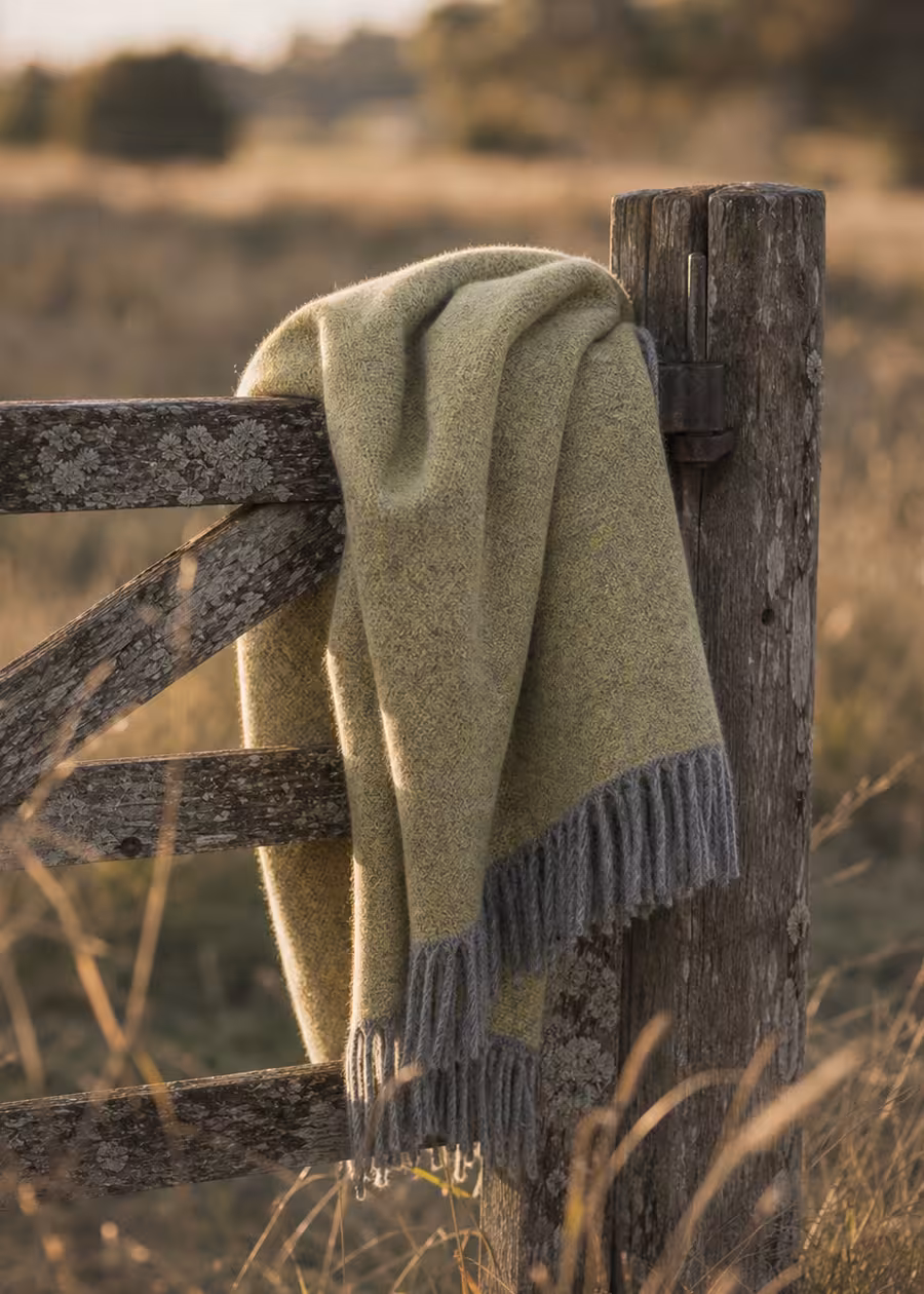 cosy-lemon-mcnutt-wool-throw-ww cosy-lemon-mcnutt-wool-throw-ww