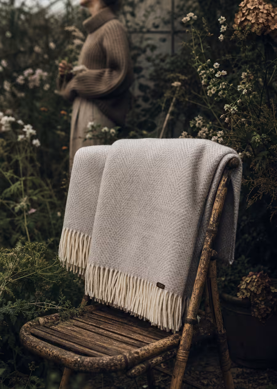 grey-beehive-tweedmill-pure-wool-throw-ww grey-beehive-tweedmill-pure-wool-throw-ww