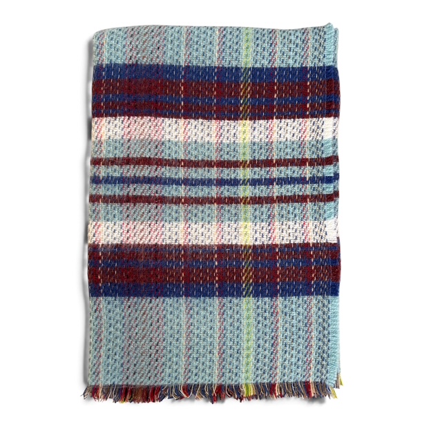 Rustic red recycled throw Rustic red recycled throw