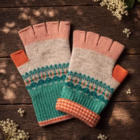 Alloa Fingerless Glove, Elder