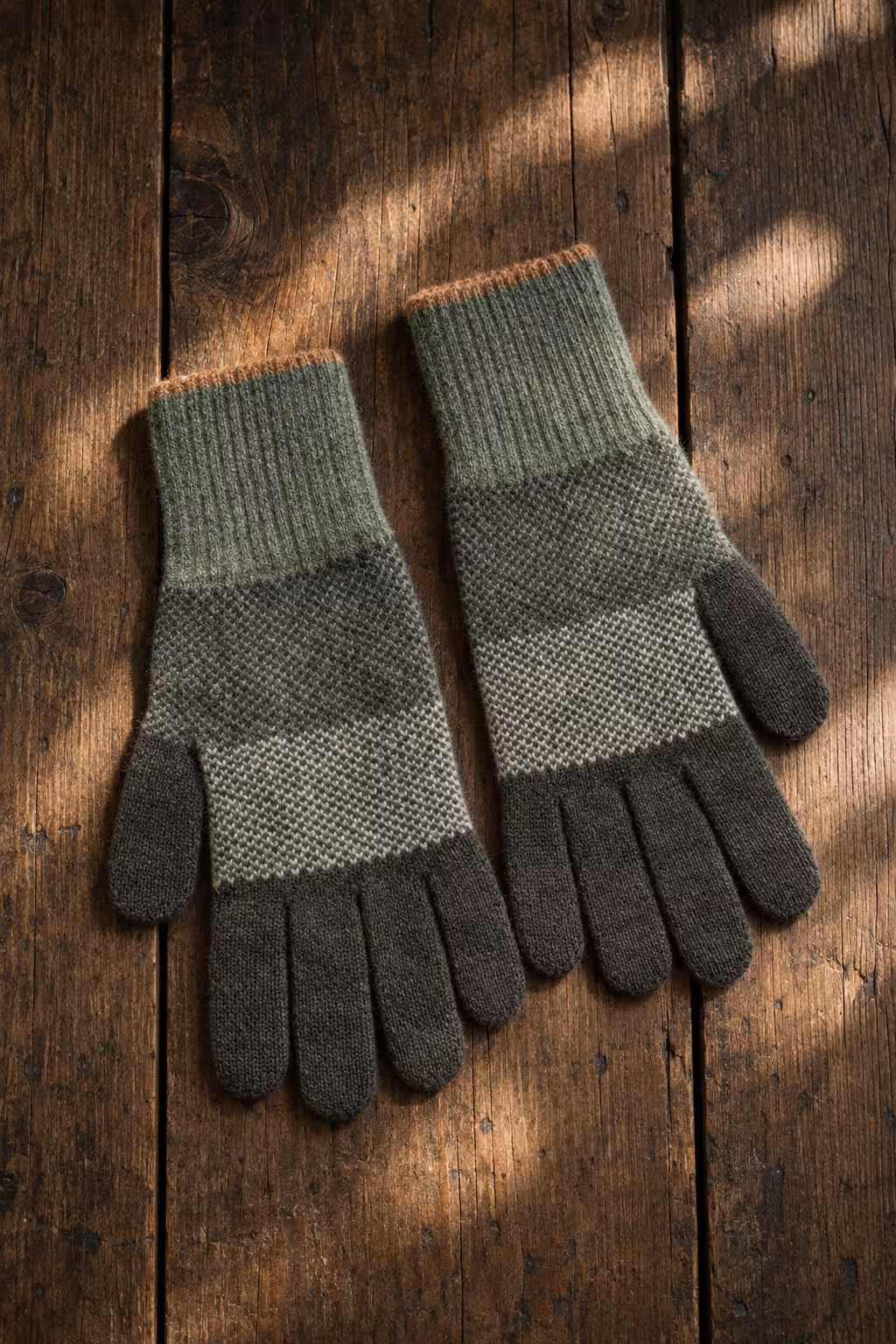 louise-wedderburn-lambswool-gloves-country-ww louise-wedderburn-lambswool-gloves-country-ww